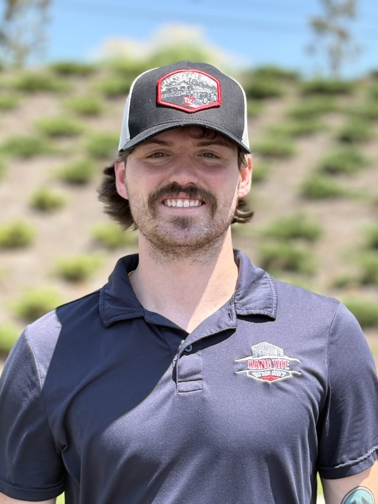 Davin Smith Jr, Garage door technician at Hang Tite Garage Doors